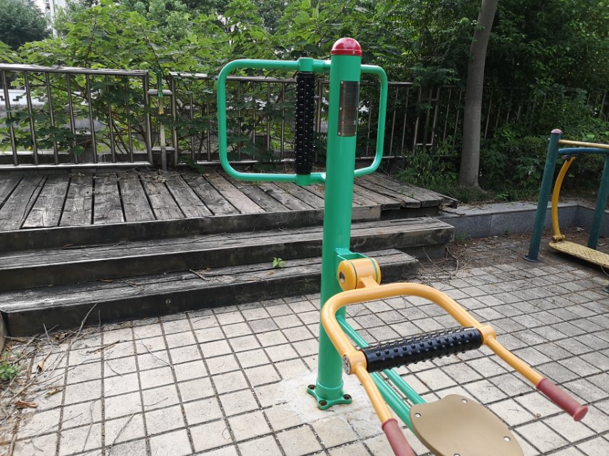 坐式腰背按摩器 坐式腰背按摩器