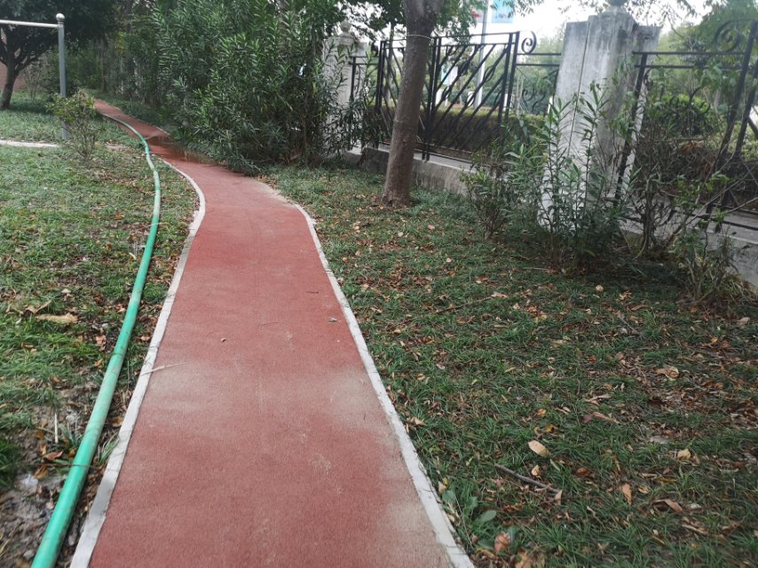 鶴鳴一村健身步道 鶴鳴一村健身步道
