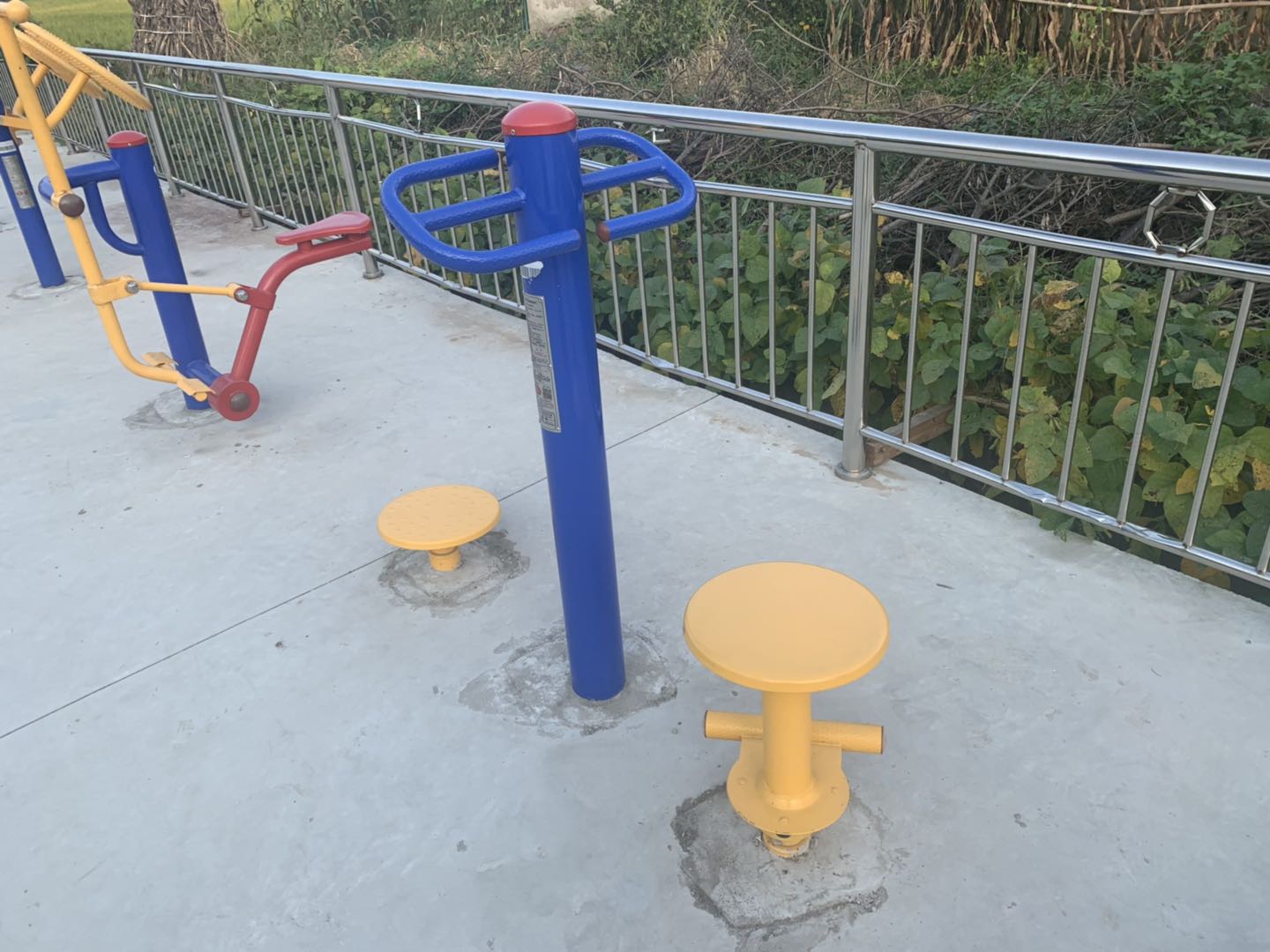 雙位扭腰器 雙位扭腰器