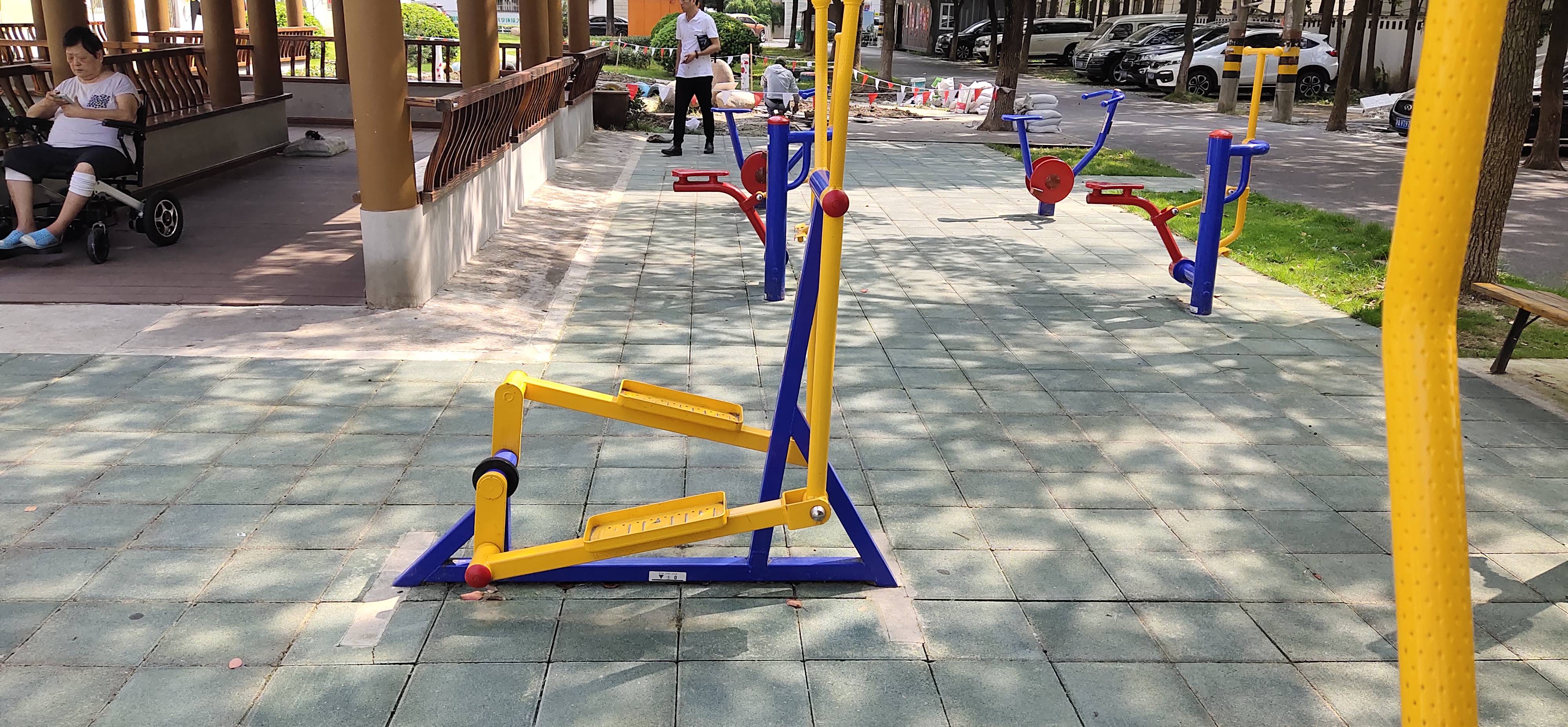 室外橢圓機