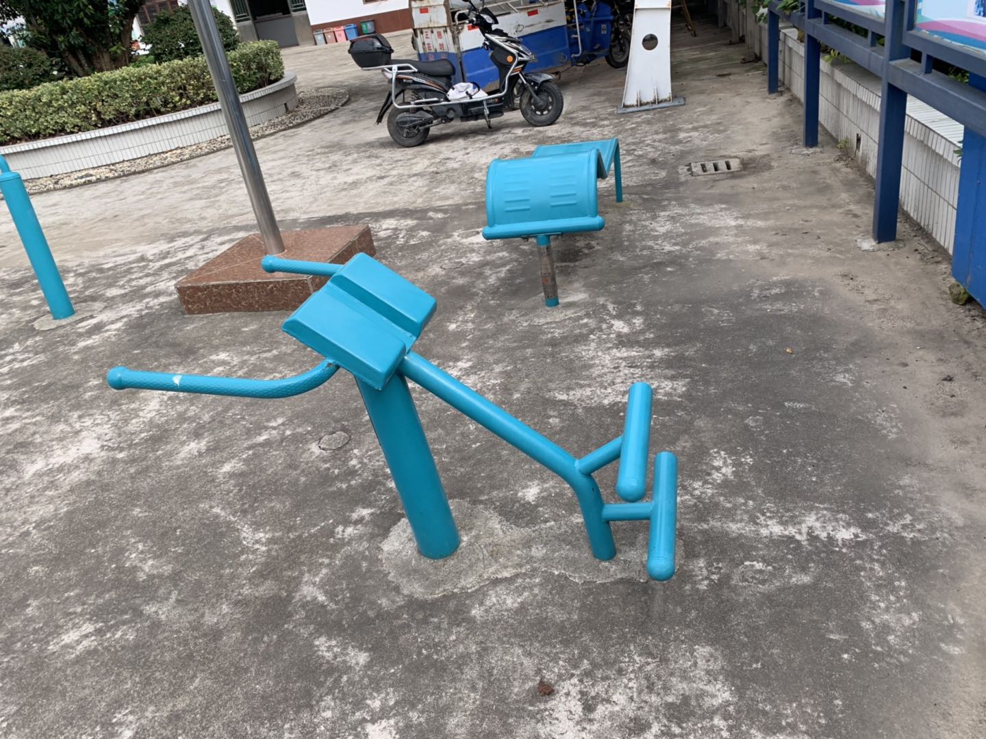 背肌訓練器 背肌訓練器