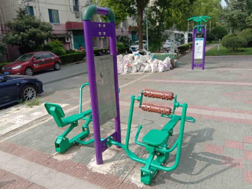 腹背屈伸/劃船訓練器