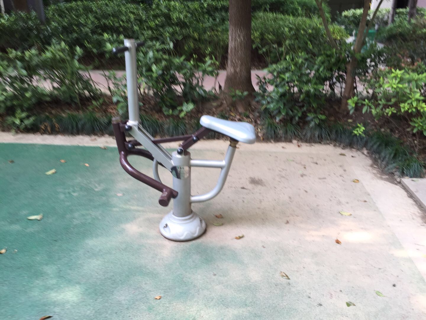 單人健騎機