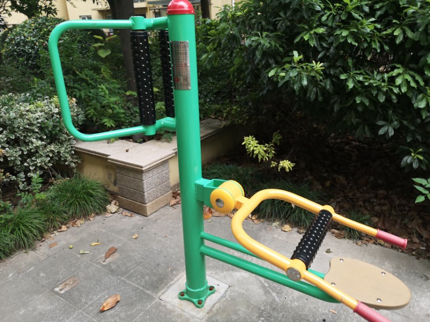 坐式腰背按摩器 坐式腰背按摩器