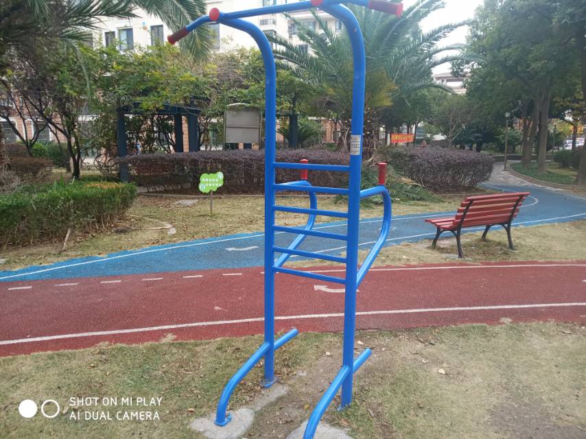 多功能訓(xùn)練器 多功能訓(xùn)練器