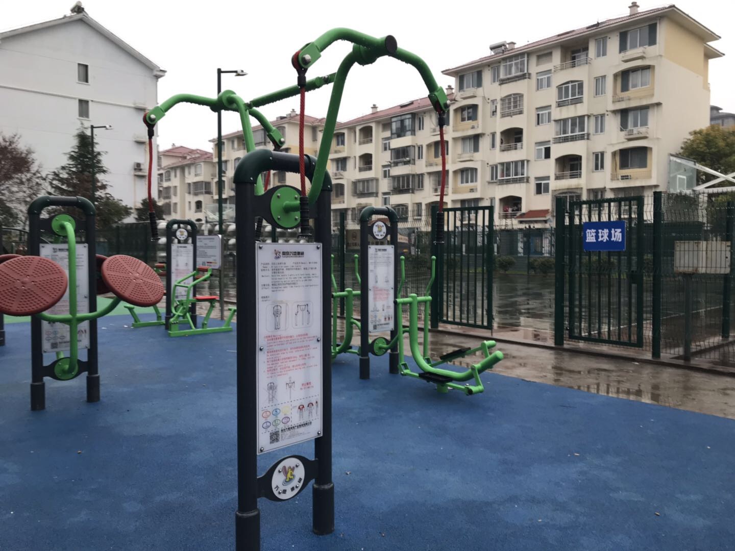 雙位上肢牽引器