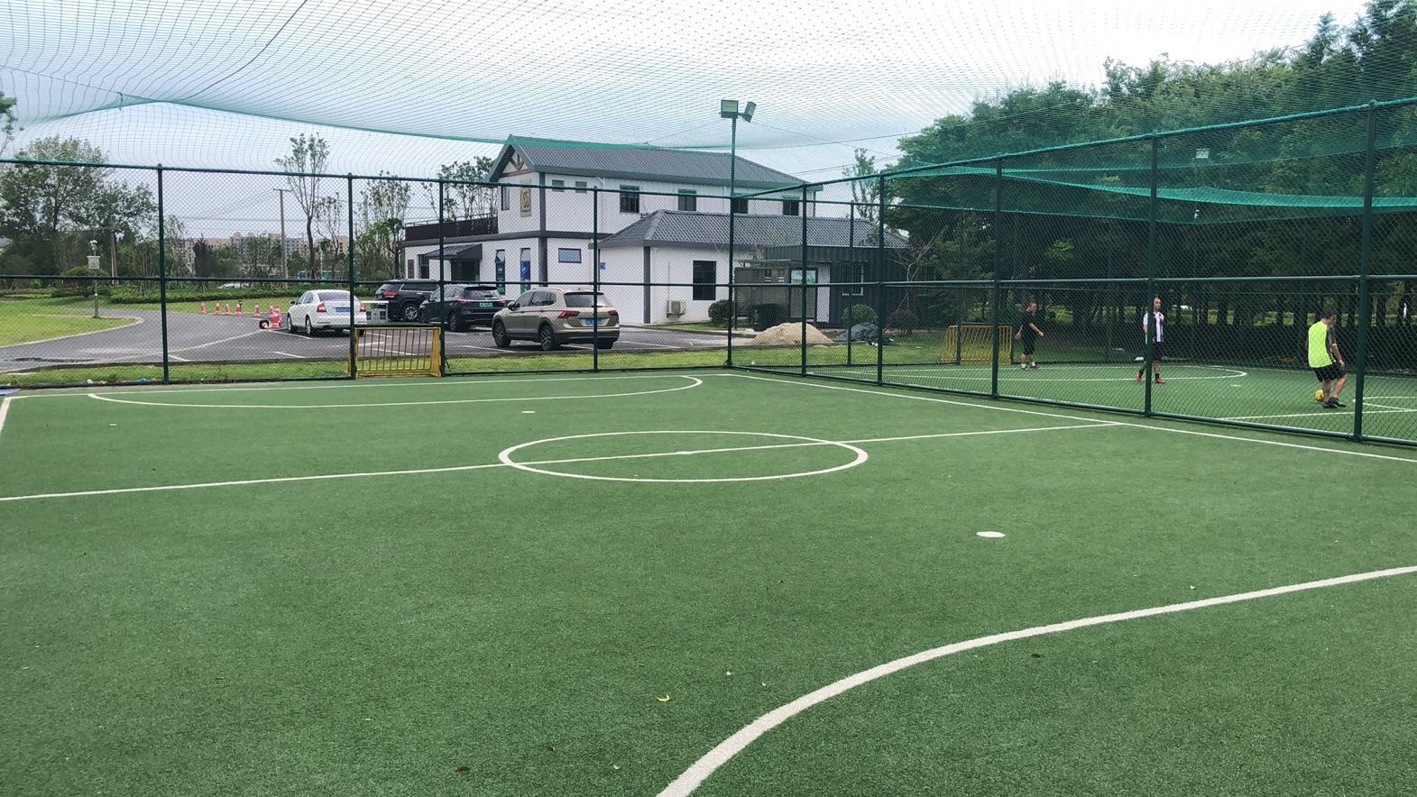 富長路綠地市民球場