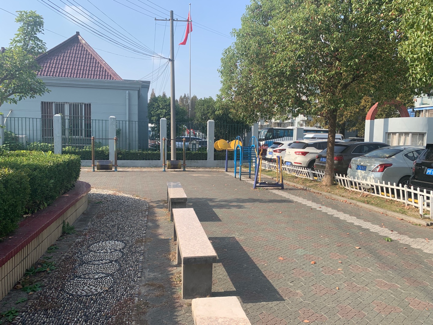 凌二居委市民益智健身苑點 凌二居委市民益智健身苑點