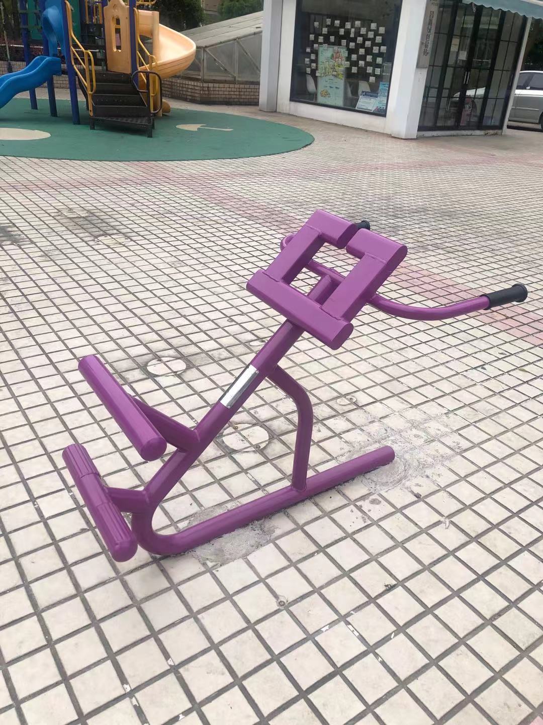 背肌訓練器