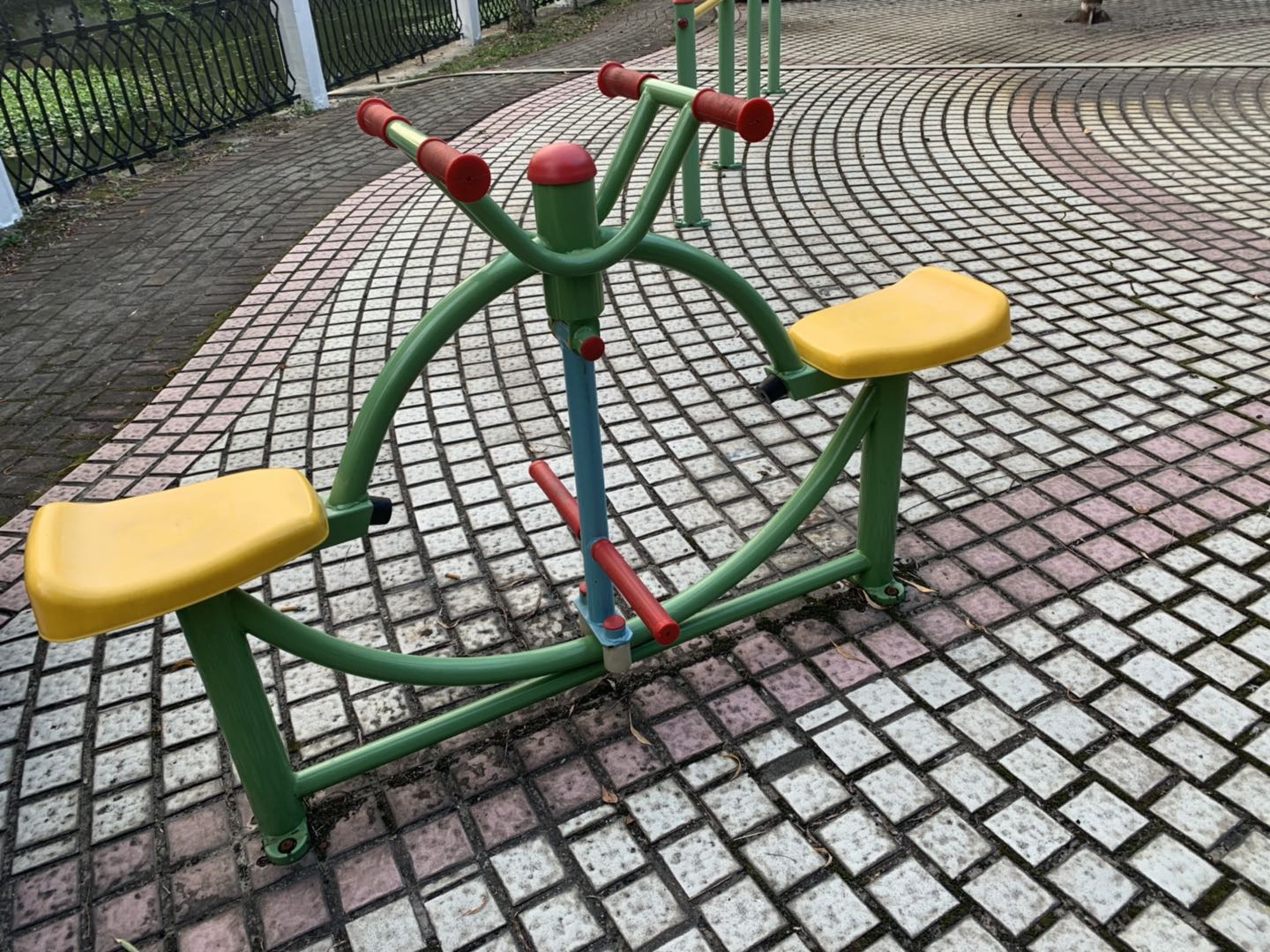 下肢康復器