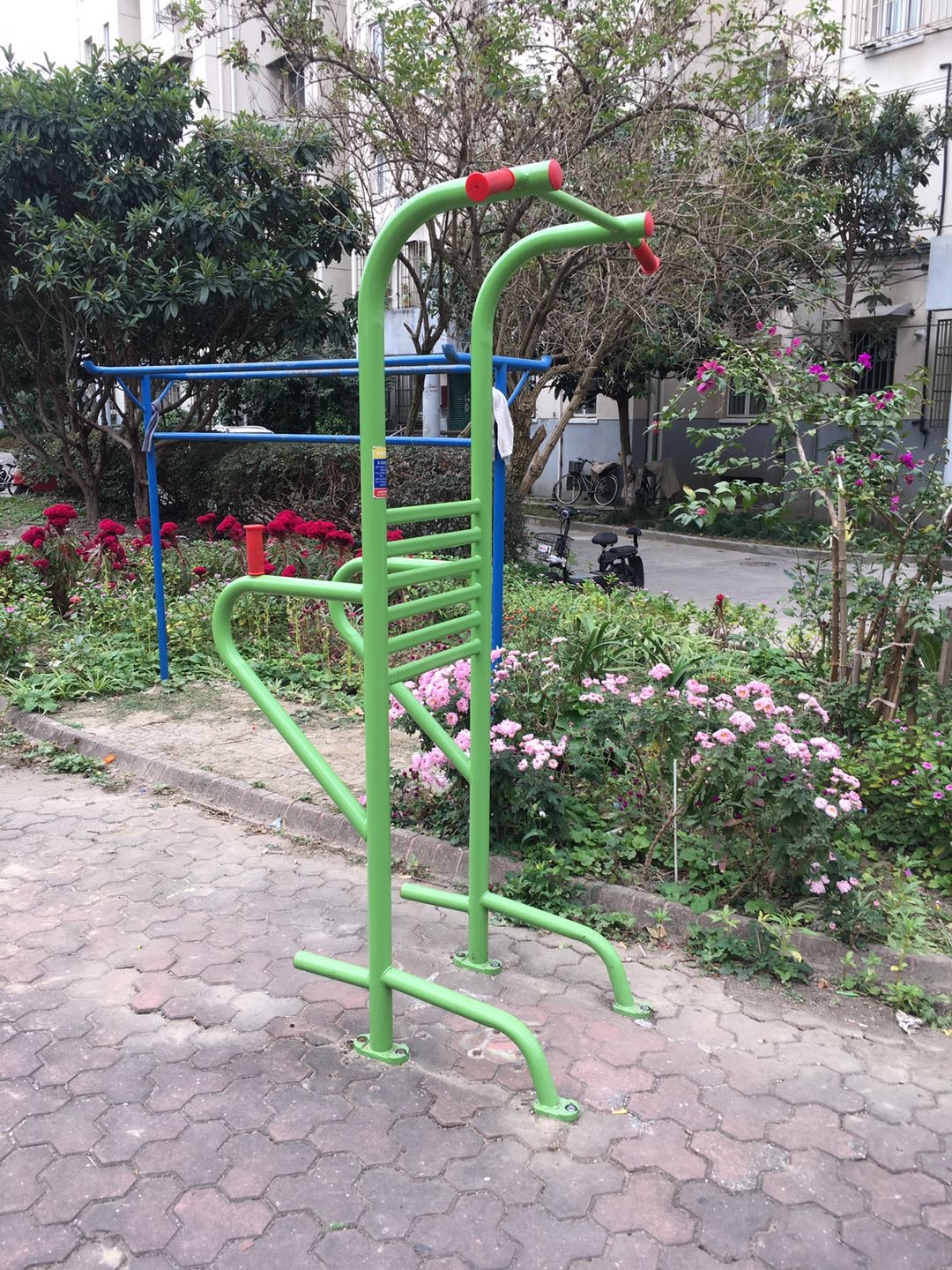 多功能訓(xùn)練器 多功能訓(xùn)練器