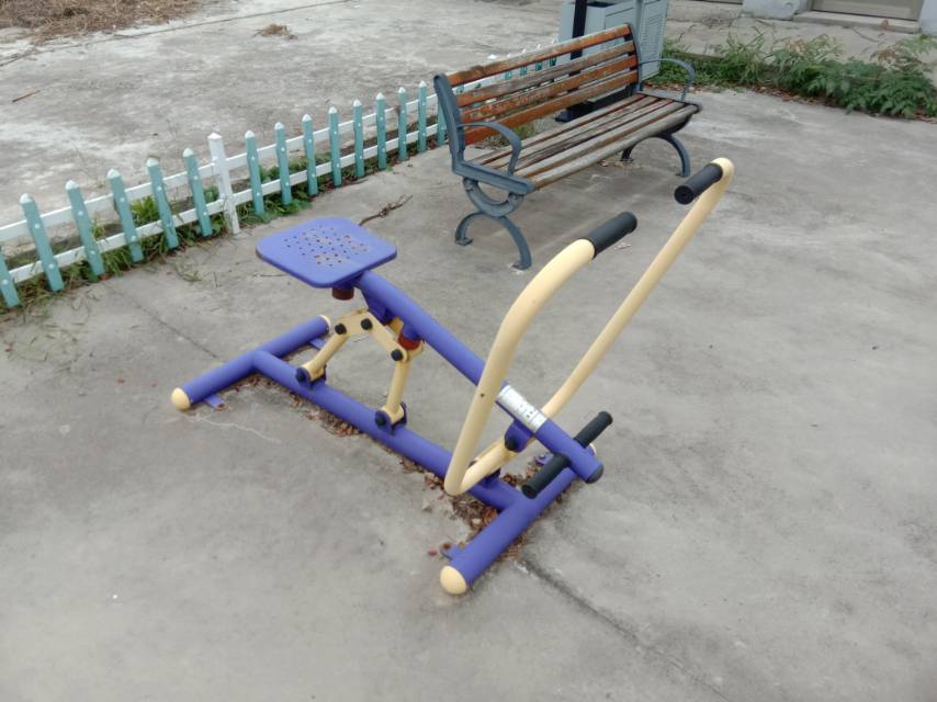 劃船訓練器
