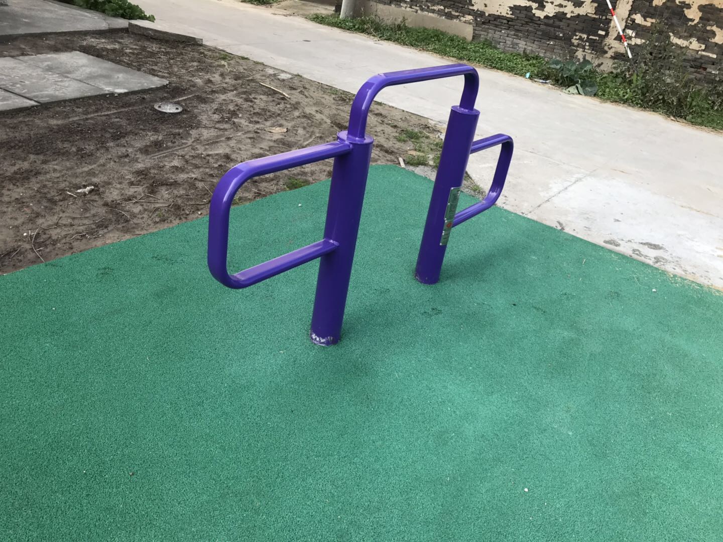 彈振壓腿器 彈振壓腿器