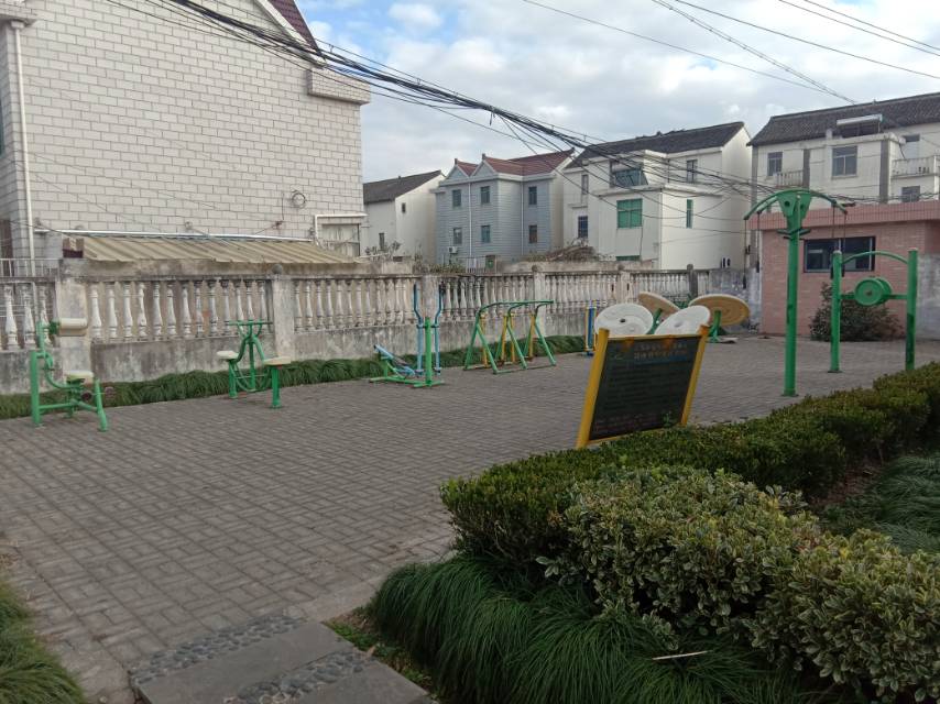 杜尹村活動中心健身點 杜尹村活動中心健身點