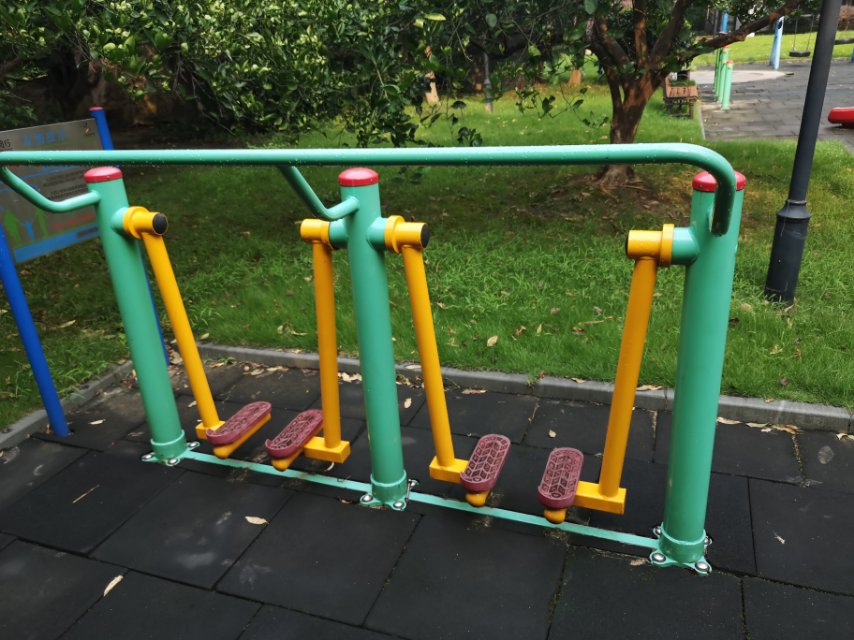兩聯漫步機