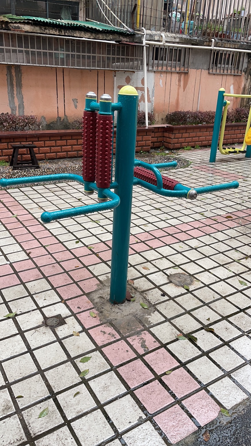 互動式腰背按摩器 互動式腰背按摩器