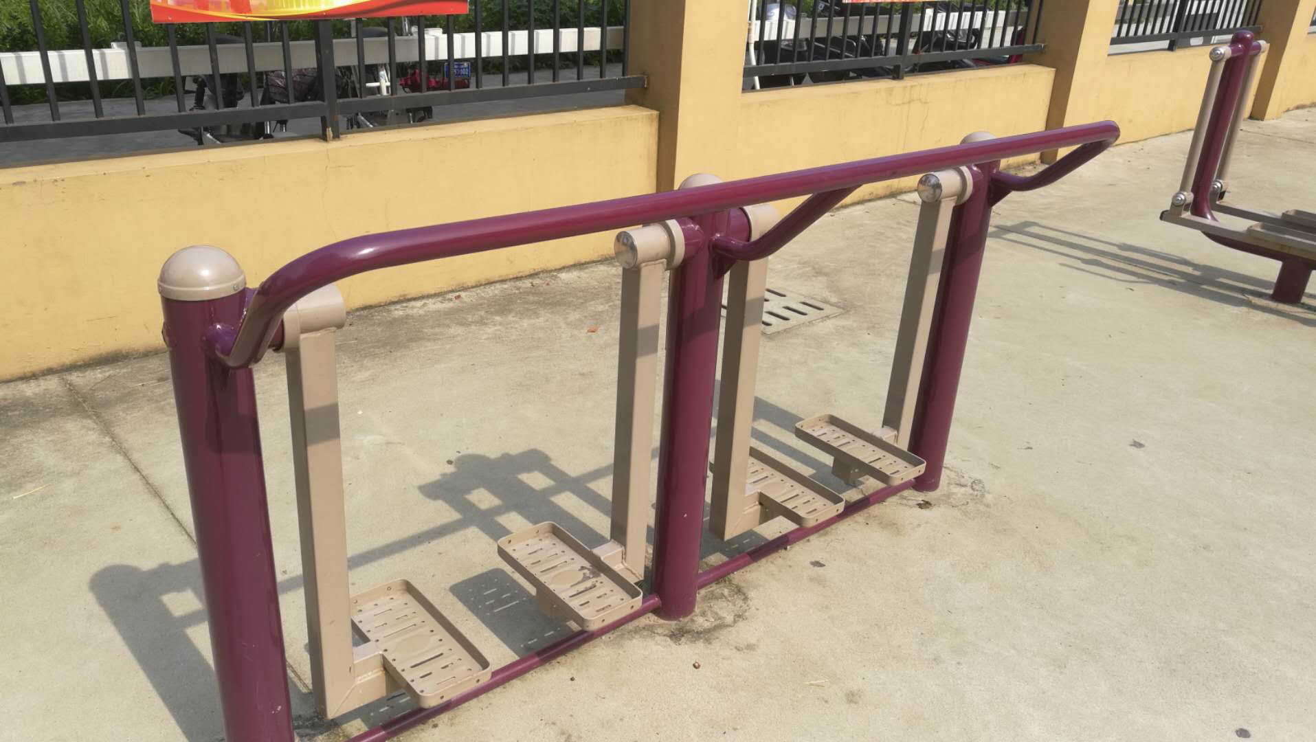 二位太空漫步機(jī) 二位太空漫步機(jī)