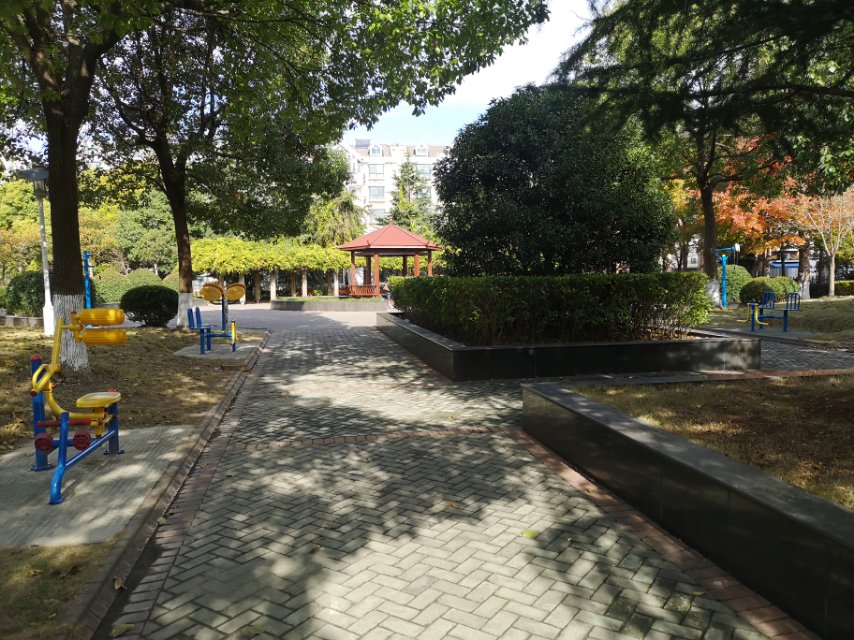 江衡居委健身苑點