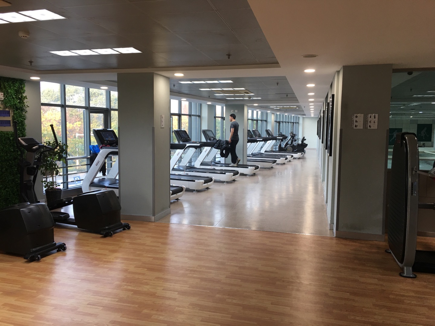 華涇社區文化活動中心百姓健身房