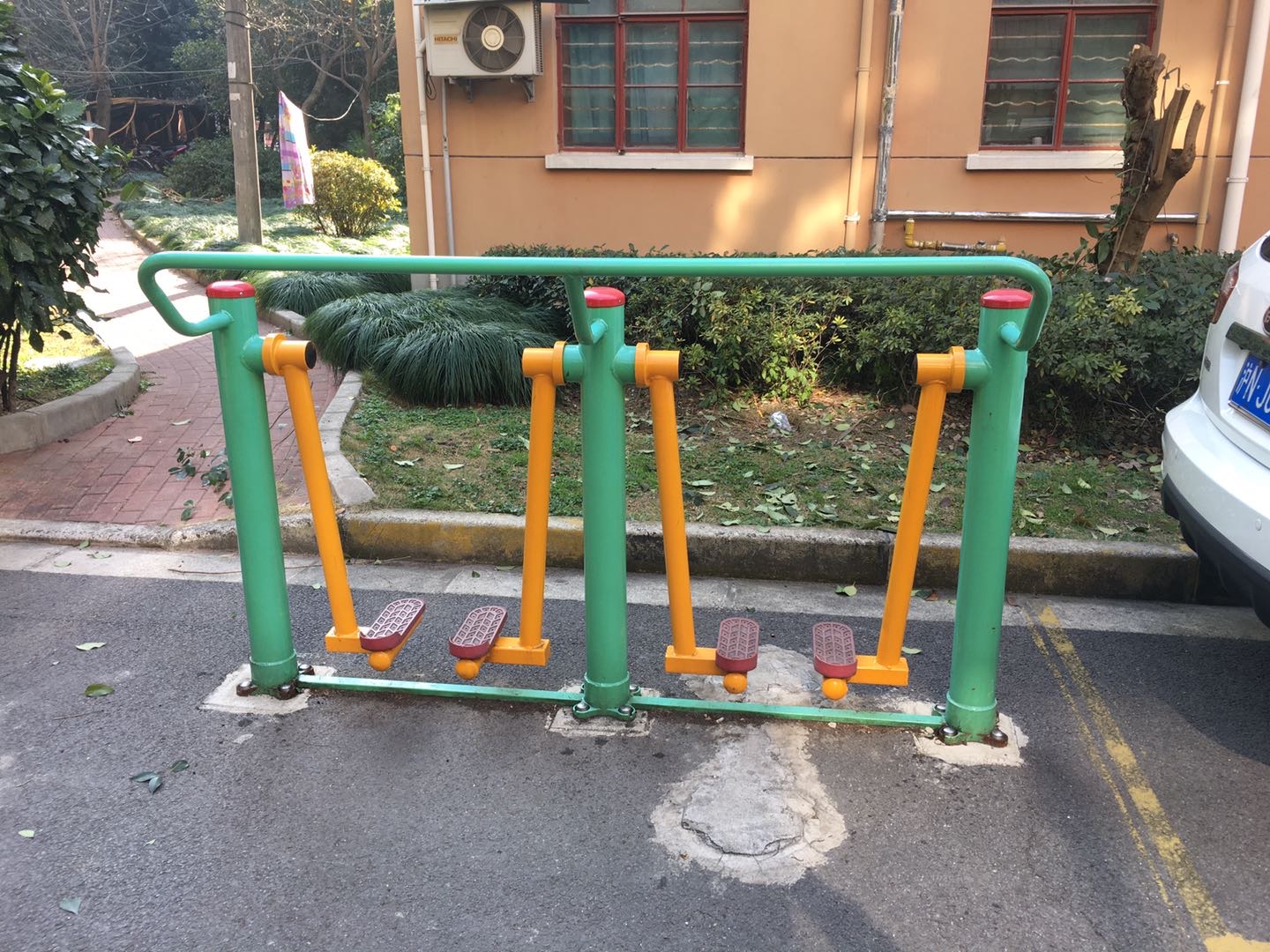 兩聯漫步機 兩聯漫步機