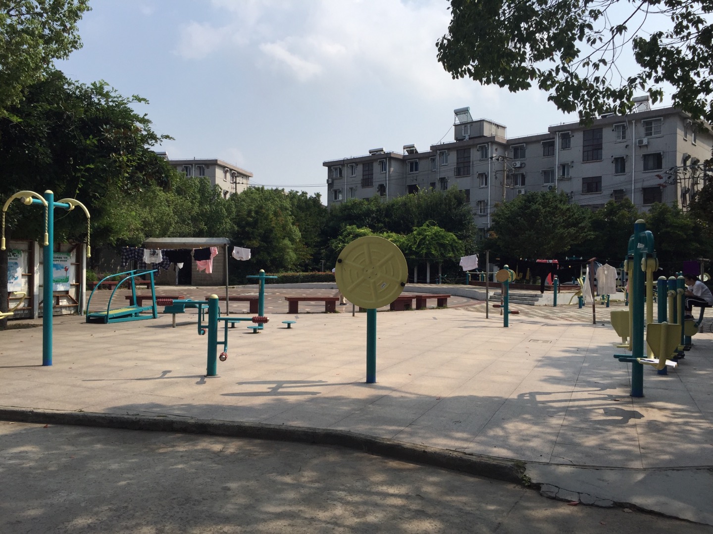 東門新村健身點