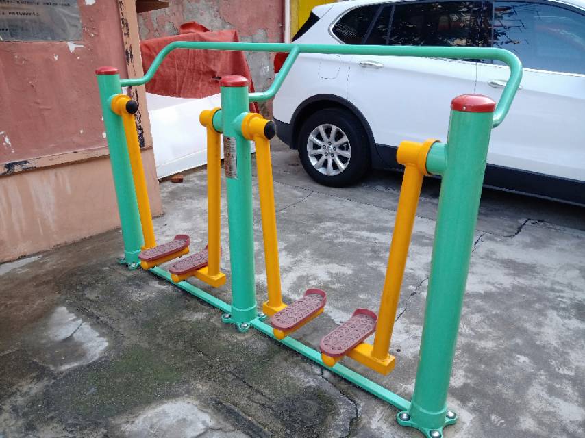 兩聯漫步機 兩聯漫步機