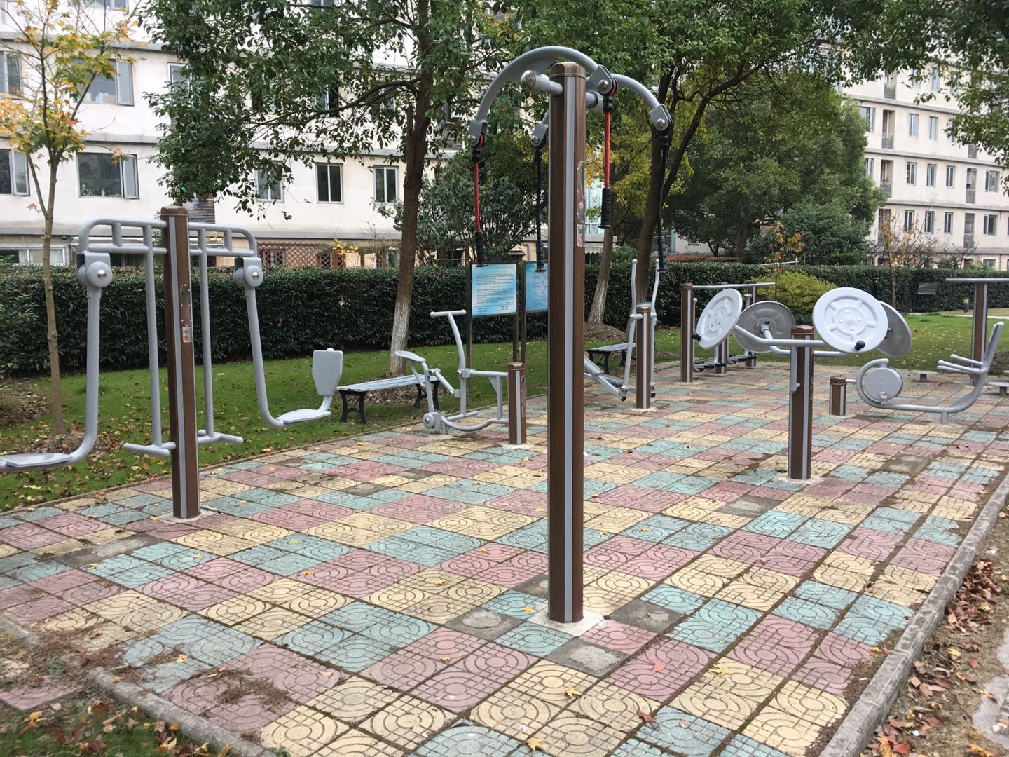 櫻桃苑居委健身點(diǎn)1 櫻桃苑居委健身點(diǎn)1