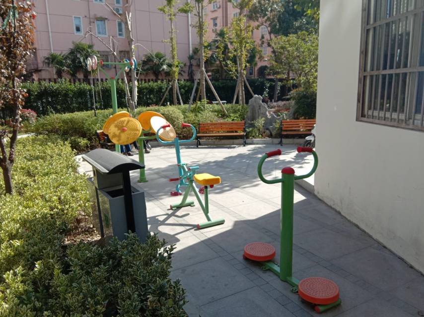 藍村苑市民益智健身點 藍村苑市民益智健身點