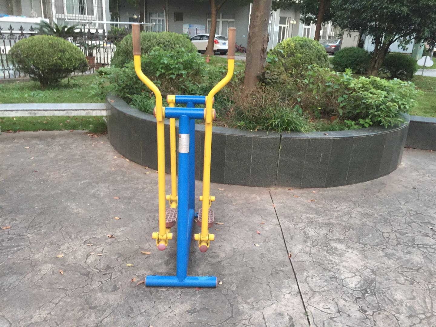 漫步器(單) 漫步器(單)