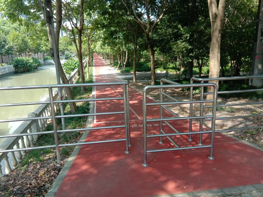 小昆山鎮(zhèn)東華市民健身步道