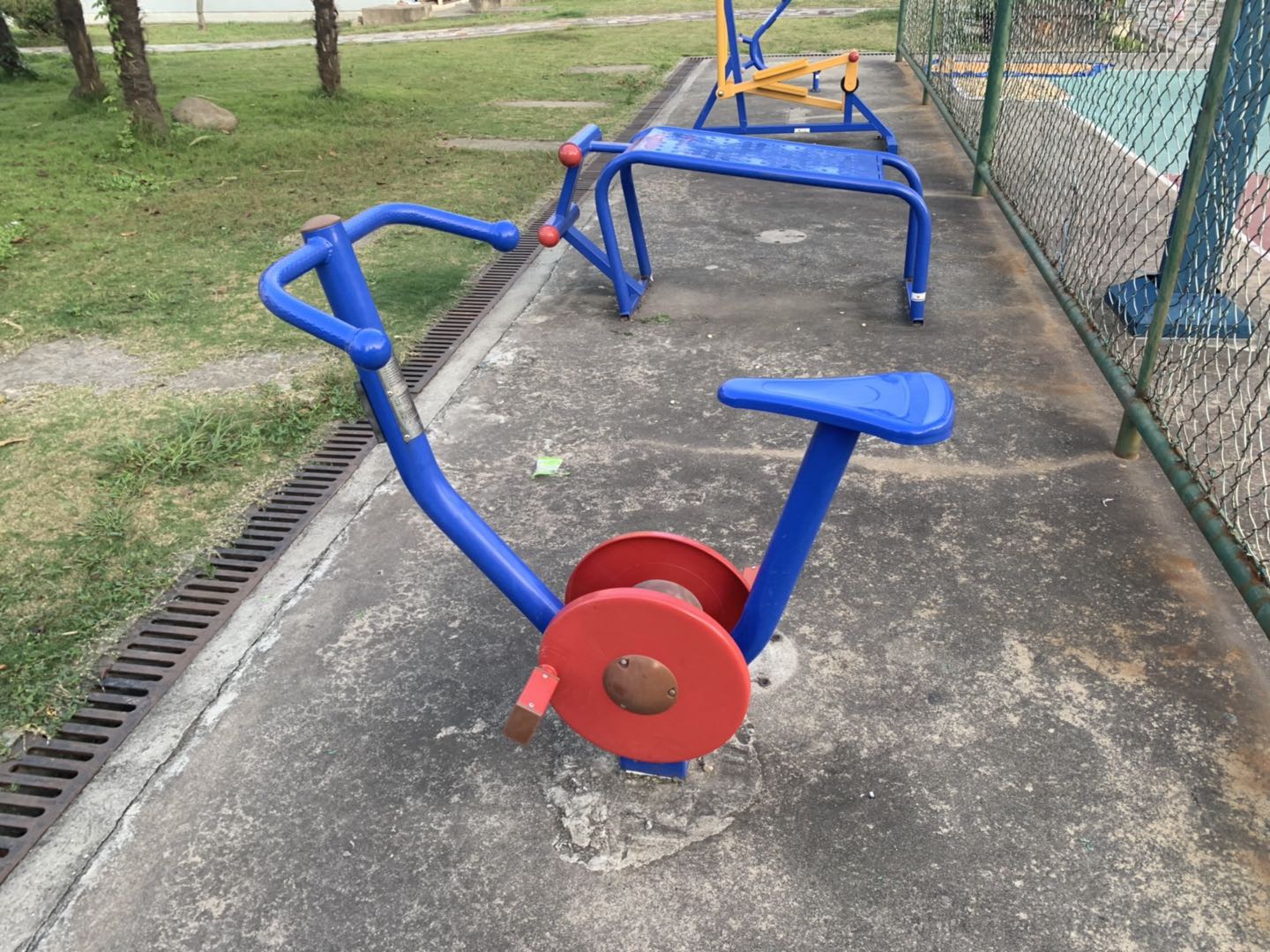 直立健身車 直立健身車