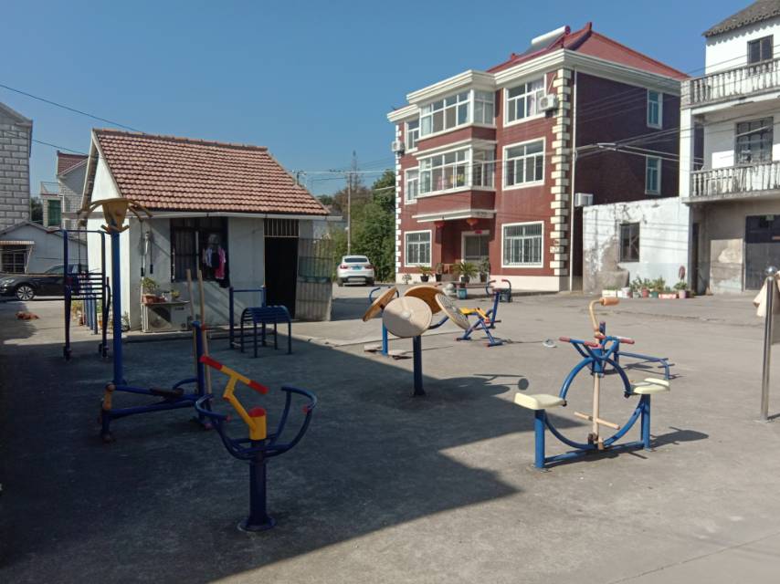 立新村25組517號前健身路徑 立新村25組517號前健身路徑