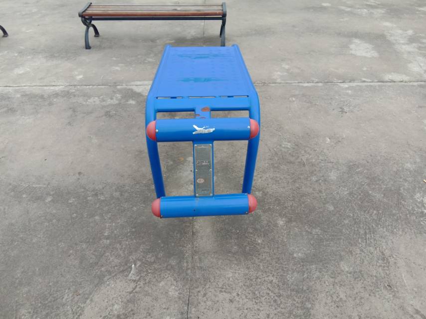 仰臥起坐板 仰臥起坐板