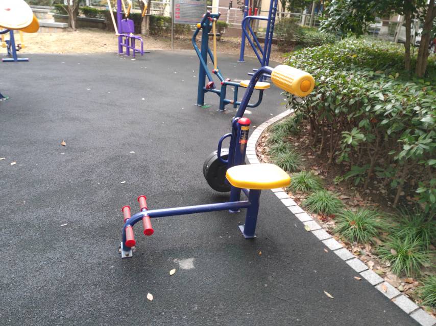 腹背鍛煉器 腹背鍛煉器