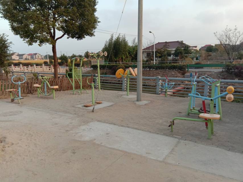 會龍村1組健身點 會龍村1組健身點