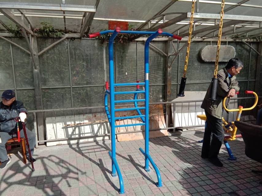 多功能訓(xùn)練器 多功能訓(xùn)練器