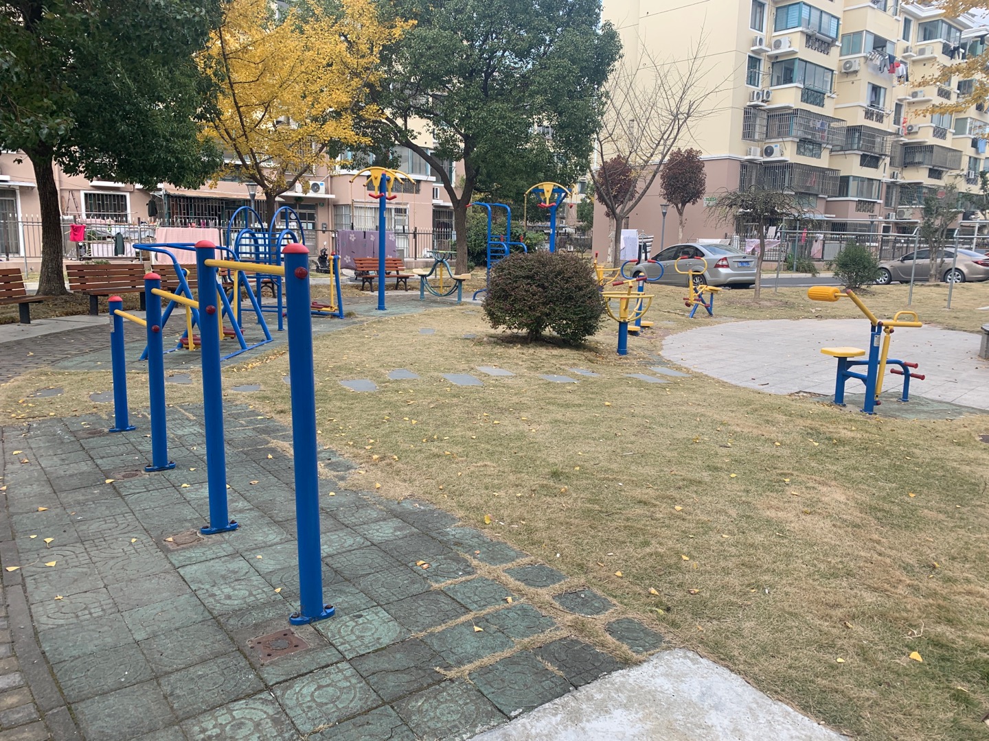 江夏居委健身苑點