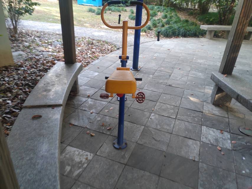 健騎機 健騎機