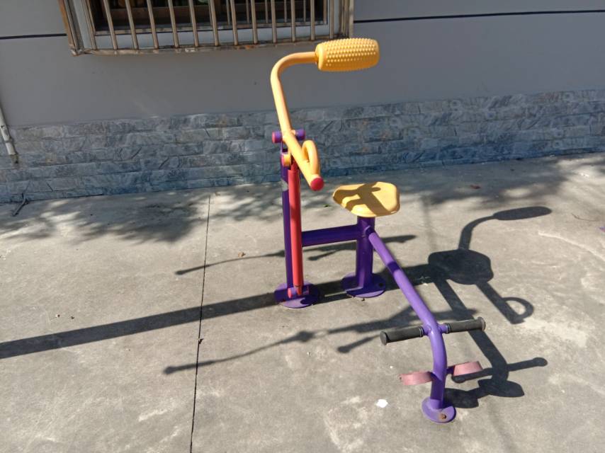 腹背訓(xùn)練器 腹背訓(xùn)練器