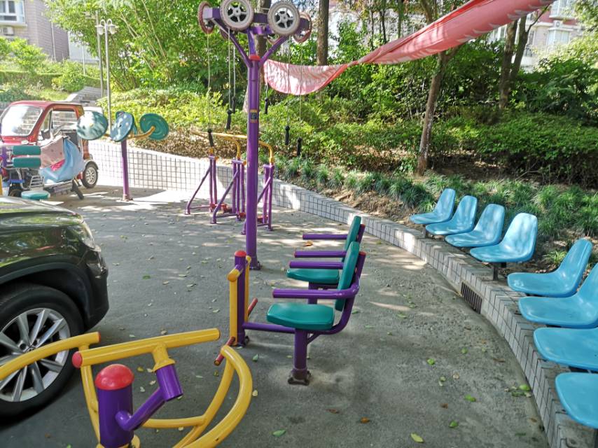 紫虹嘉苑健身點