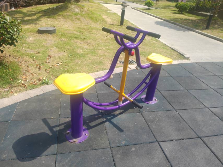 下肢康復器