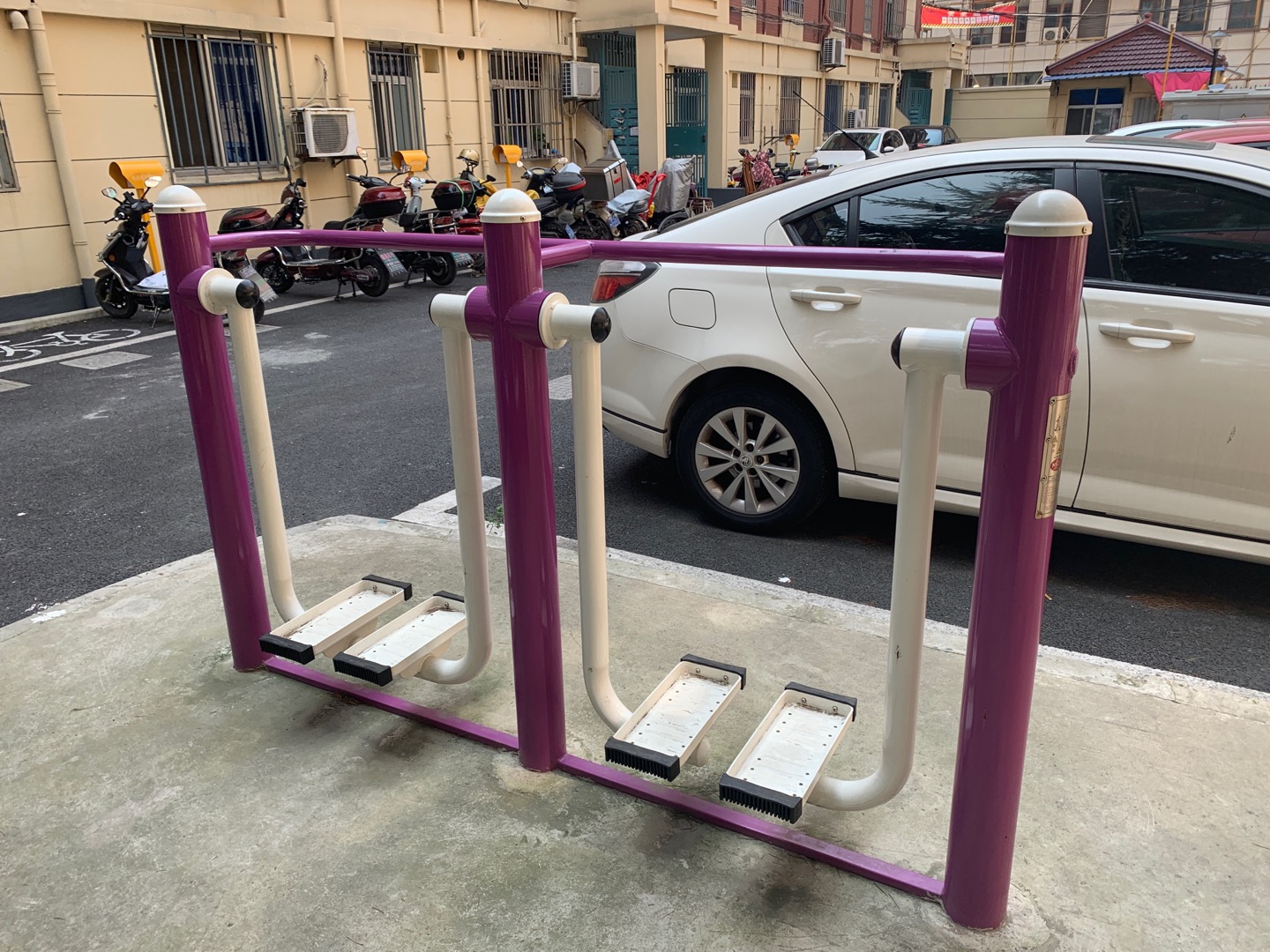 雙位漫步機