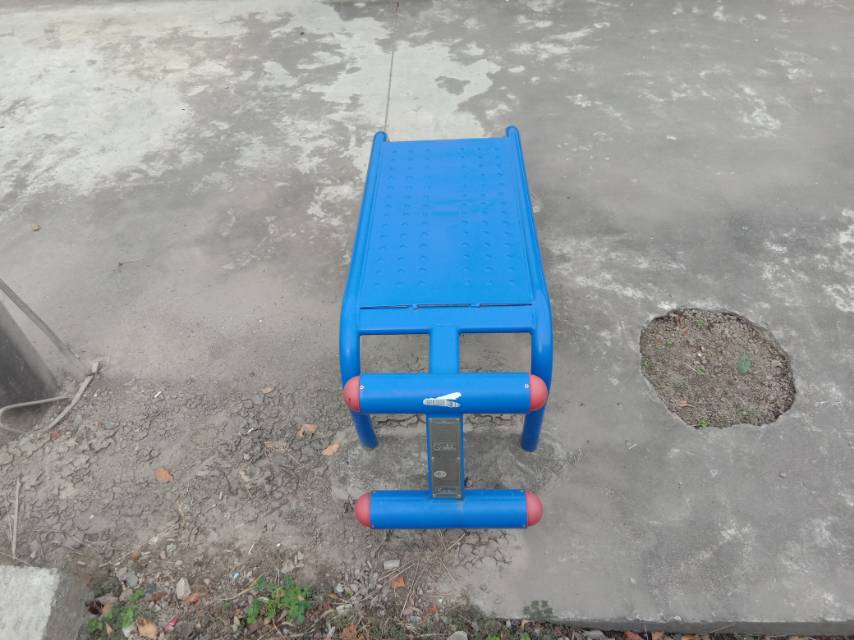 仰臥起坐板 仰臥起坐板