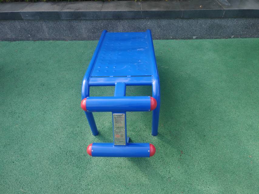 仰臥起坐板 仰臥起坐板