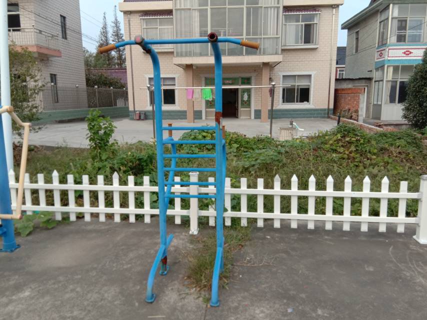 多功能訓(xùn)練器 多功能訓(xùn)練器