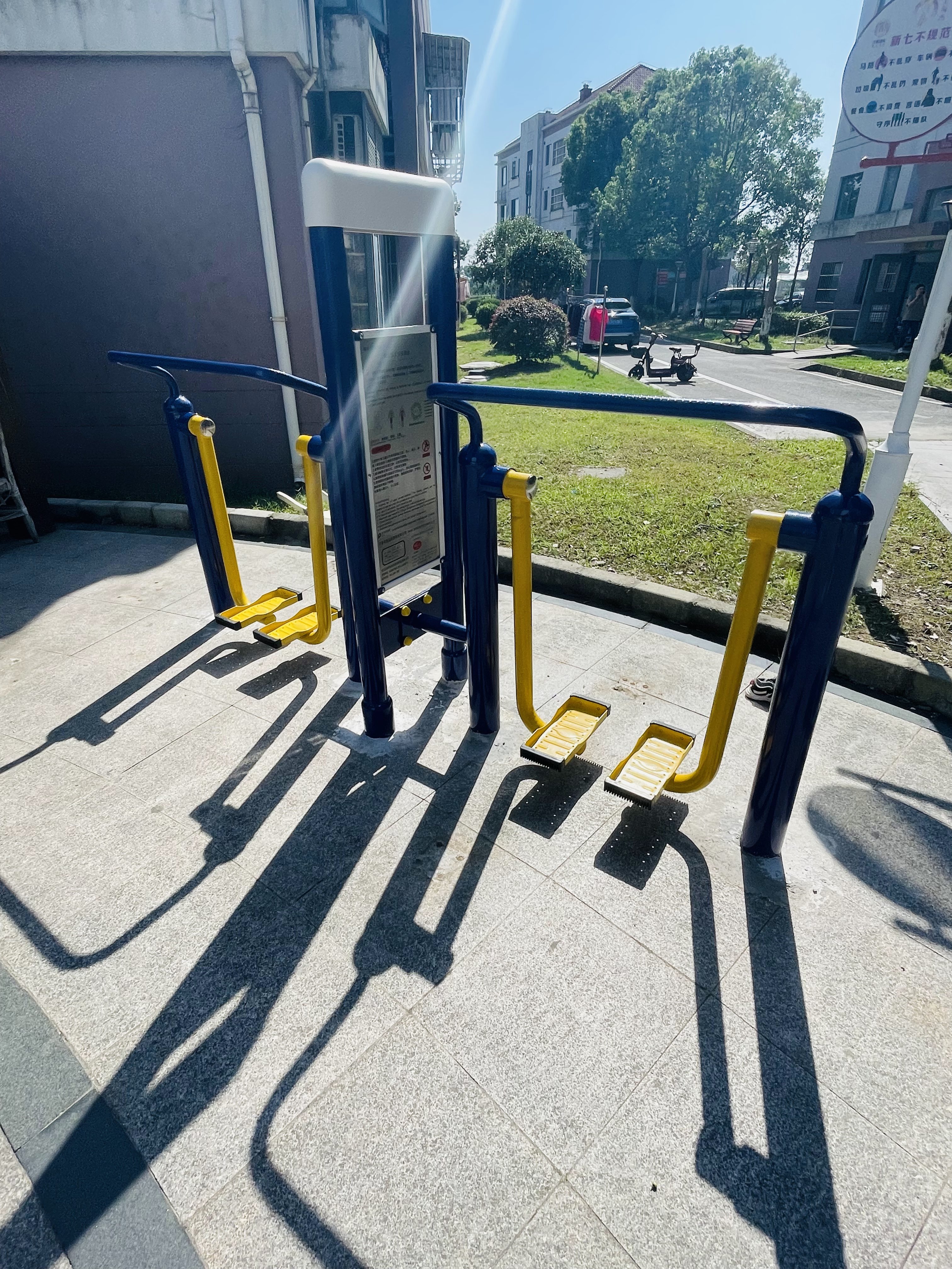 雙立柱太空漫步器