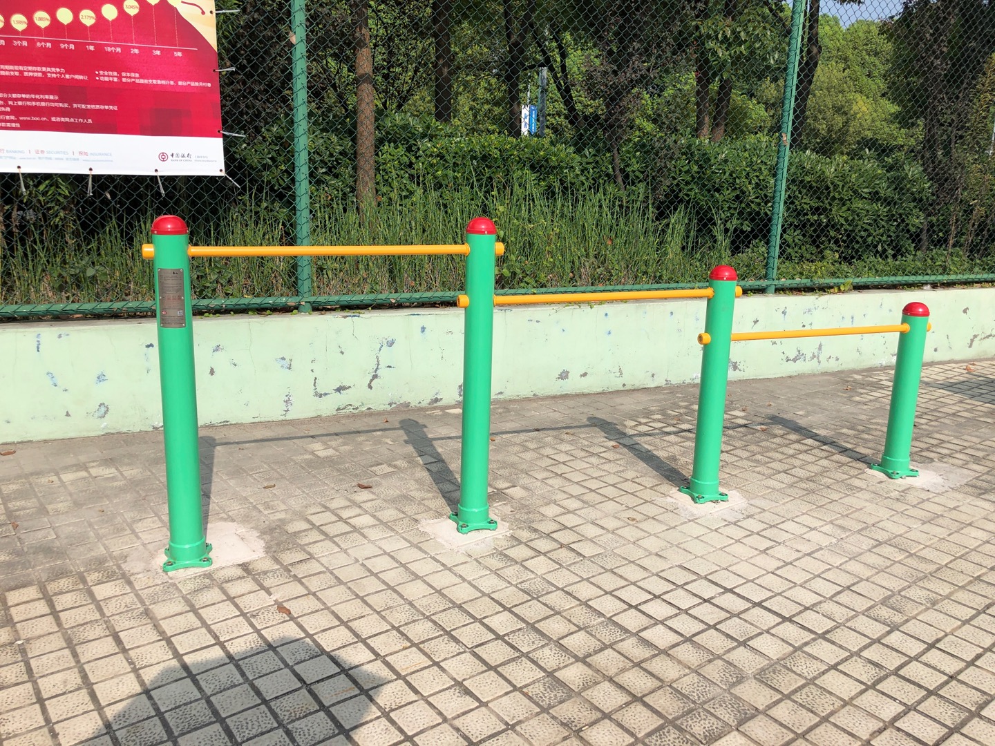 多聯壓腿架