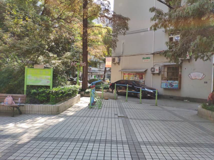 解放社區西園新村健身點