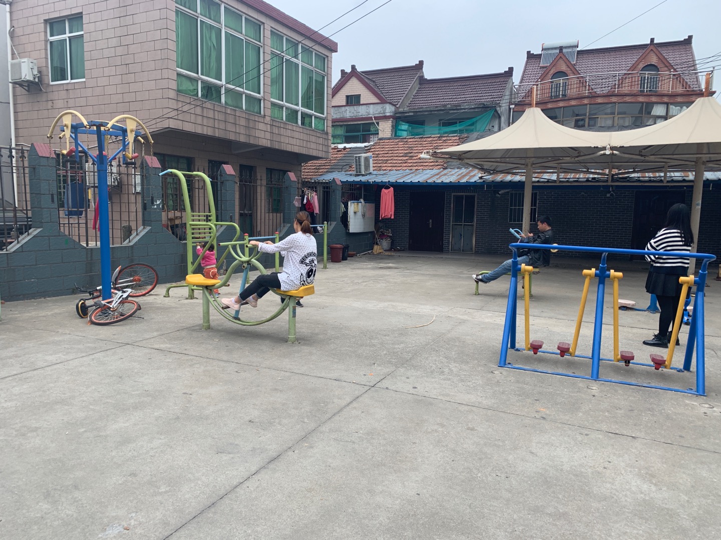 聯合村南四隊健身點