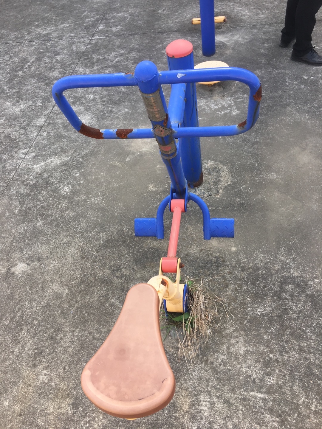 健騎機 健騎機